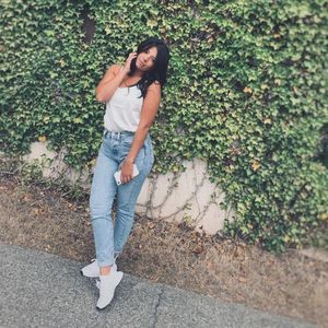 Meet your Posher, Felisha